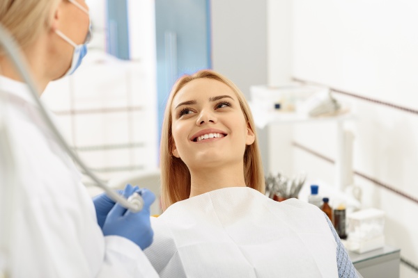 How Can I Prepare For Dental Assistant Training?